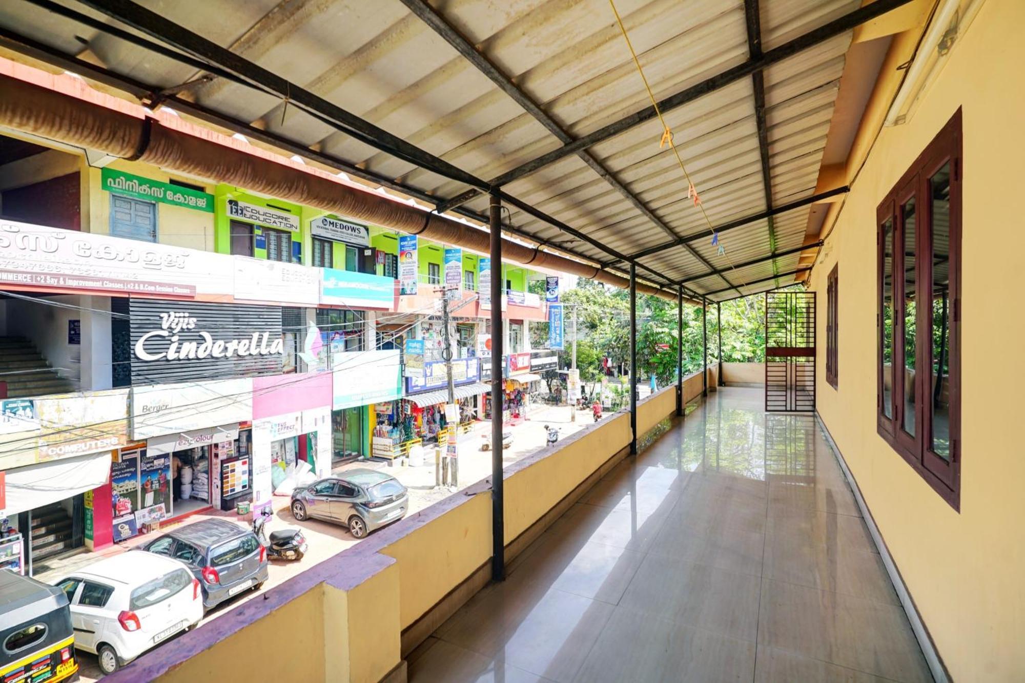 Hotel O Lekshmi Rooms & Villas Mavelikara Extérieur photo